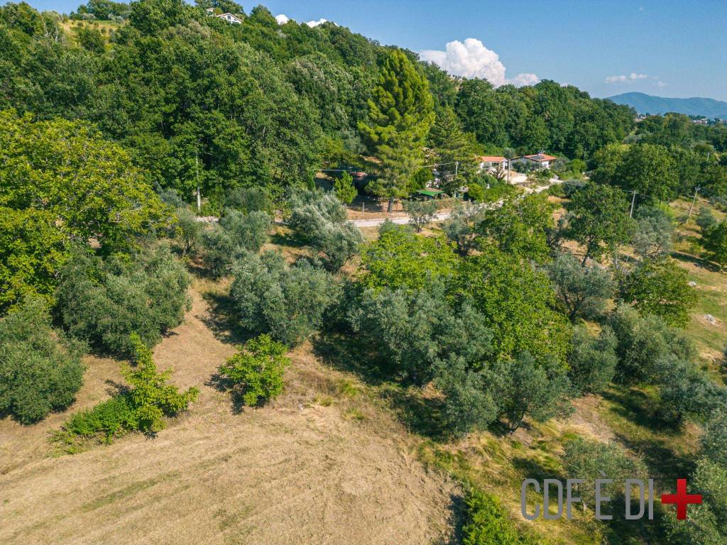 Terreno a Mompeo in Via della Fonte - Foto 5