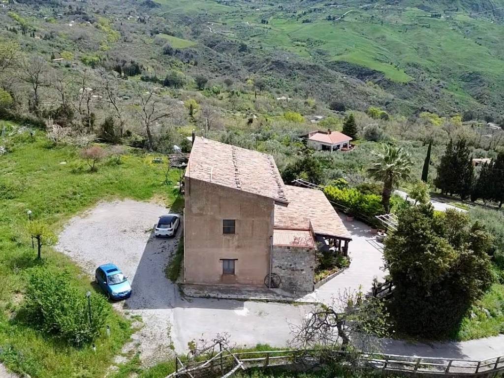 Rustico / casale a Polizzi generosa in SS643 - Foto 2