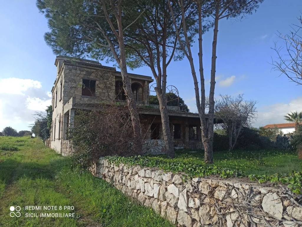 Villa a Noto in Viale Pozzo Antico, 2 - Foto 2