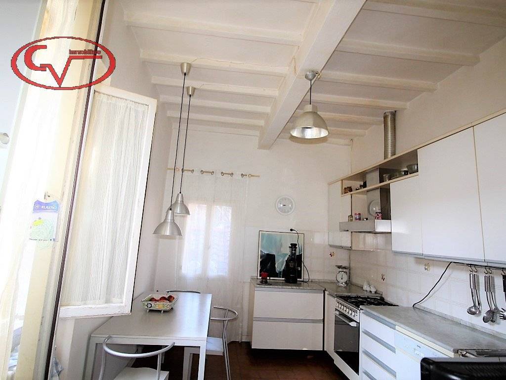 Appartamento a Montevarchi in Via Poggio Bracciolini - Foto 3