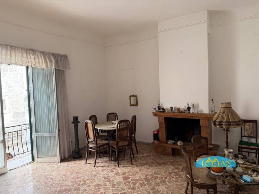 Casa indipendente a Ceglie messapica in Via Castromediano - Foto 2