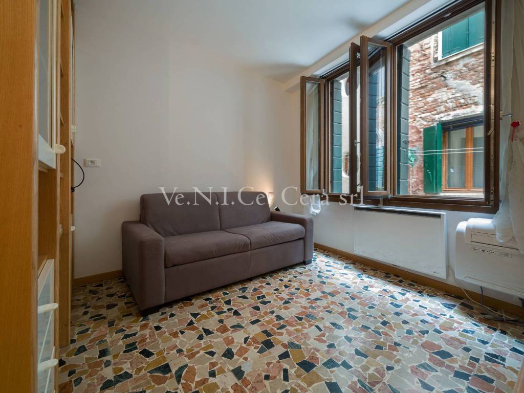 Appartamento a Venezia in Via Giuseppe Garibaldi, 1728 - Foto 2
