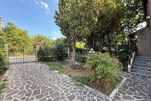 Villa a Mantova in Via Federico Amadei - Foto 2