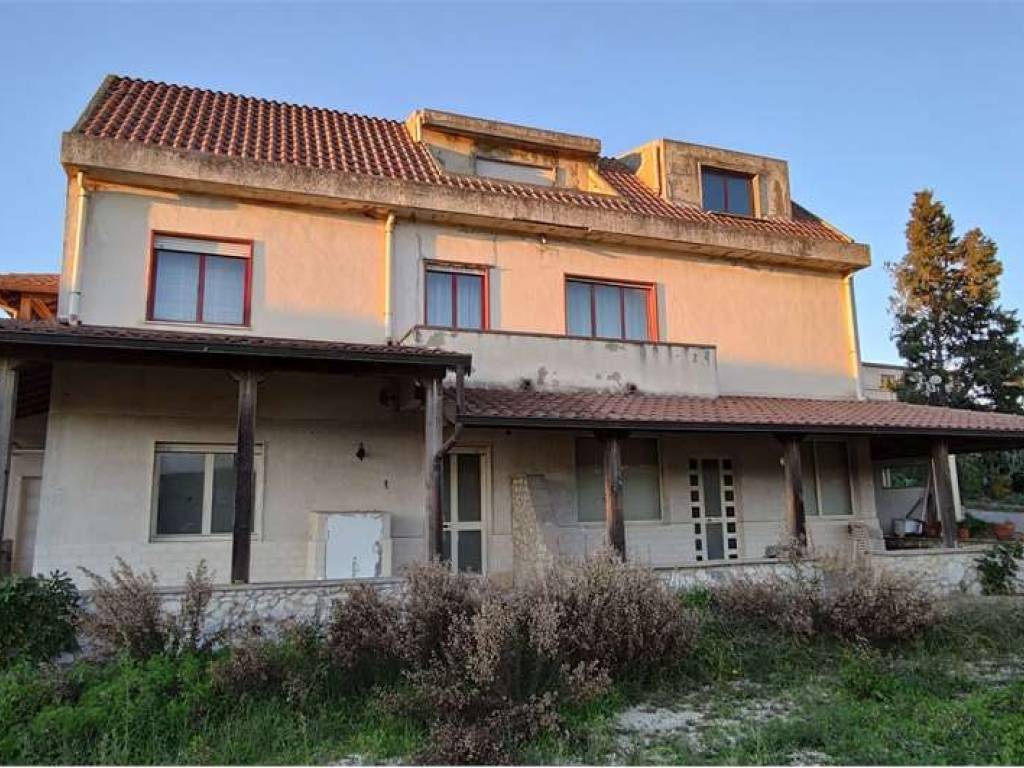 Villa a Enna in CONTRADA MUGAVERO, SNC - Foto 3