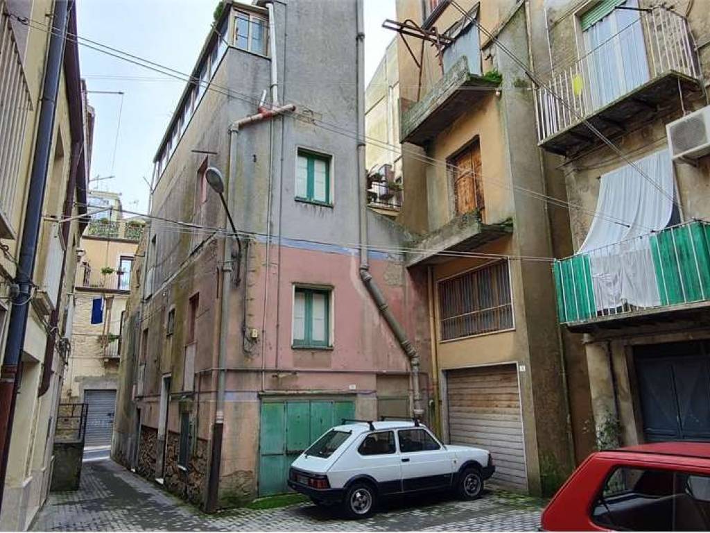 Casa indipendente a Enna in VIA VITTORIO EMANUELE, 42 - Foto 2