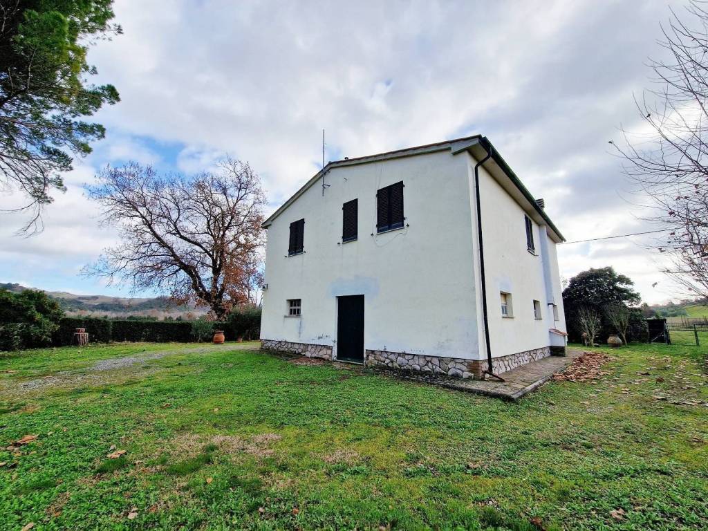 Rustico / casale a Pomarance in Strada Comunale di Lanciaia - Foto 3