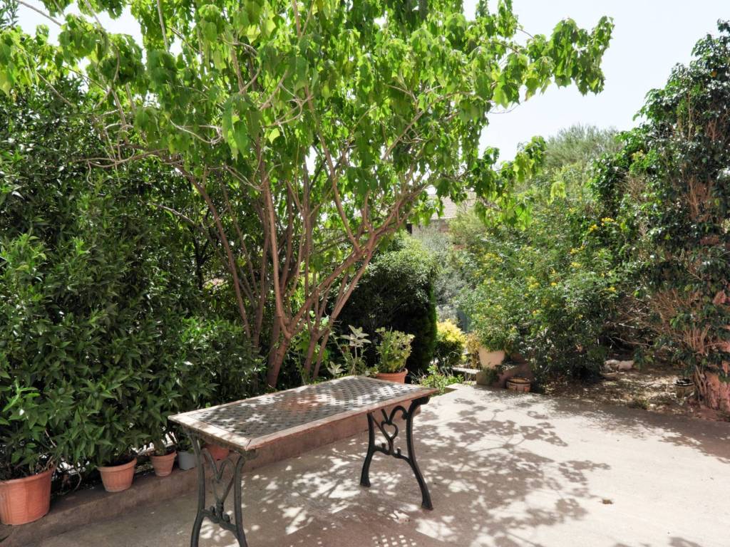 Casa indipendente a Sant'antioco in Via Grazia Deledda, 16 - Foto 2