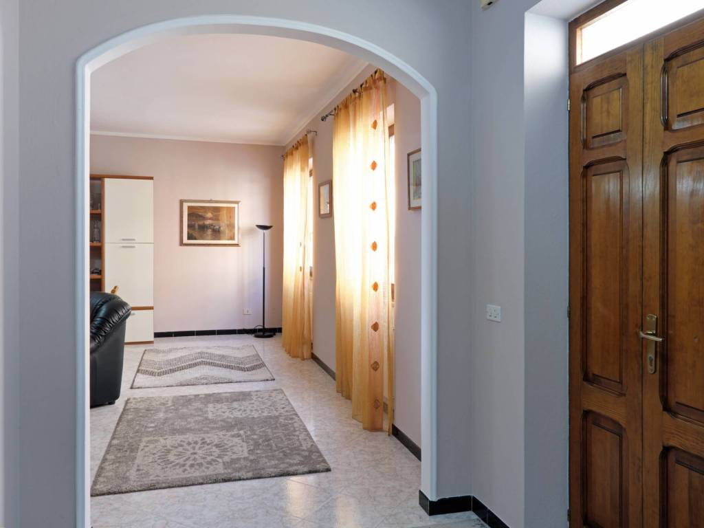 Casa indipendente a Sant'antioco in Via Grazia Deledda, 16 - Foto 4
