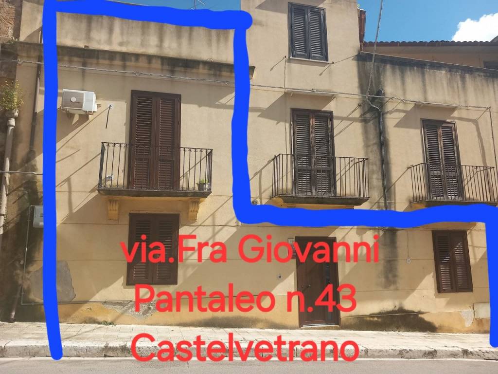 Casa indipendente a Castelvetrano in Via Frà Giovanni Pantaleo, 43 - Foto 2