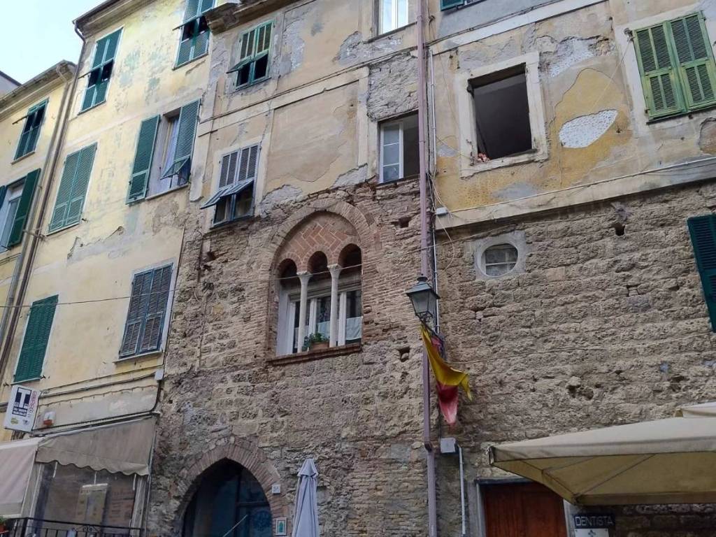 Appartamento a Ventimiglia in Piazza della Fontana, 3 - Foto 2