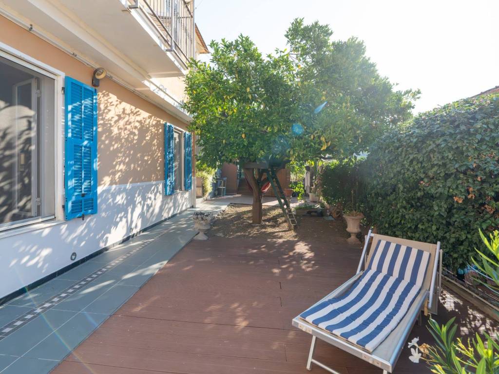 Appartamento a Imperia in Via Francesco Pastonchi, 30 - Foto 2