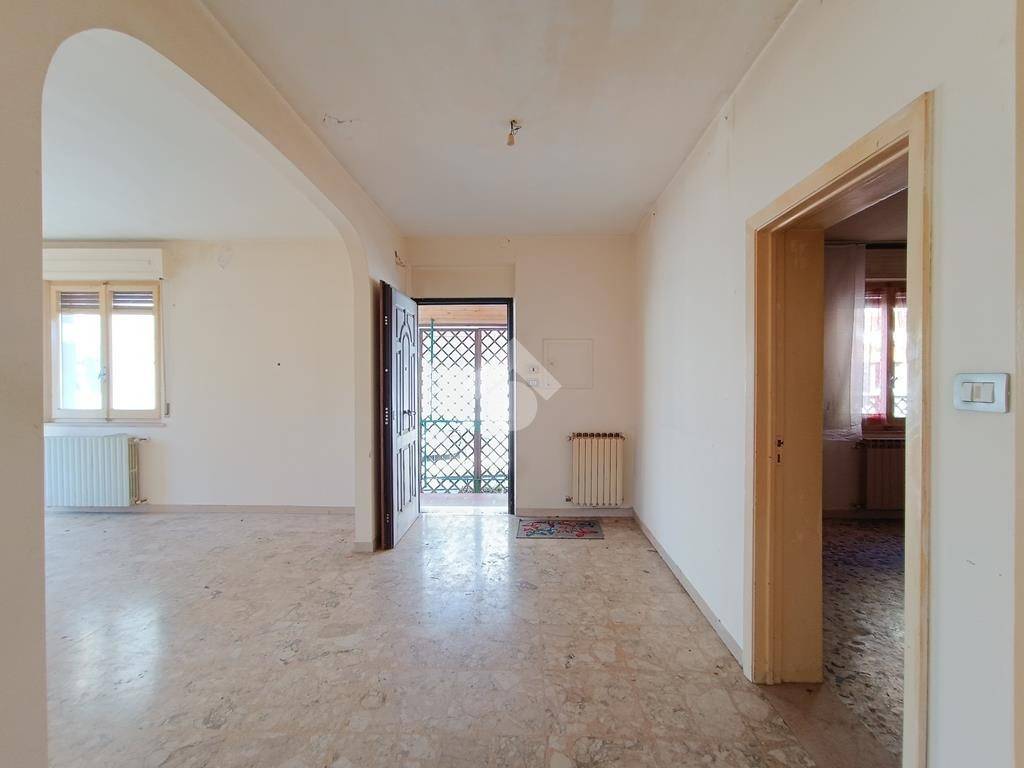 Casa indipendente a Atri in Viale A. San Battistelli, 11 - Foto 4