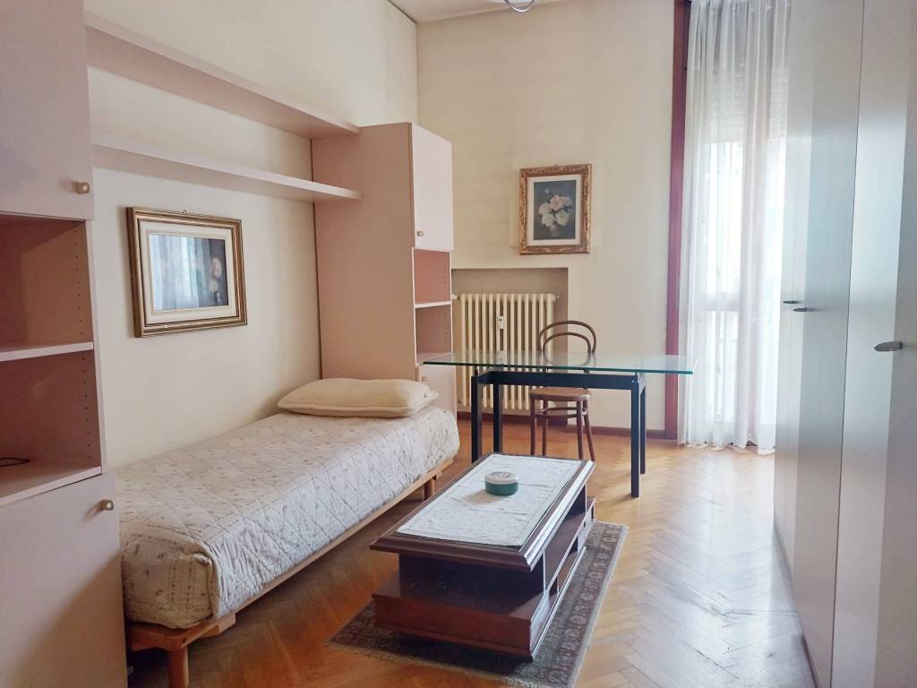 Appartamento a Asti in Via Guido Gozzano, 8 - Foto 3