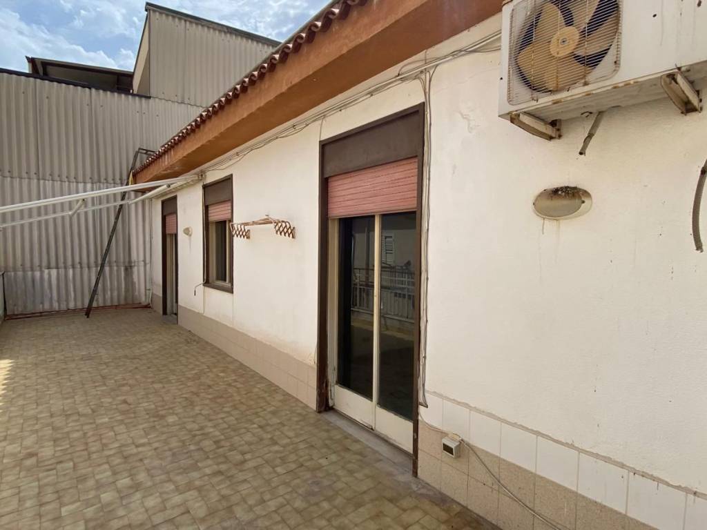 Appartamento a Carini in Via Antonino Curreri - Foto 2