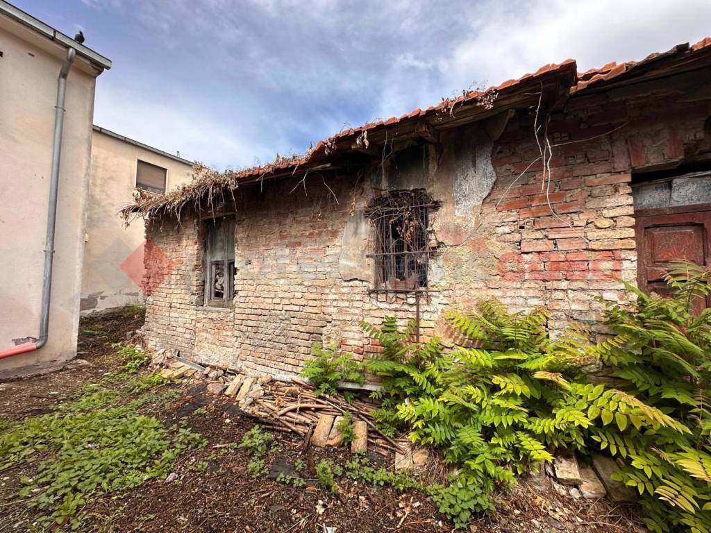 Rustico / casale a Avezzano in Piazza Tommaso da Celano, 10 - Foto 2