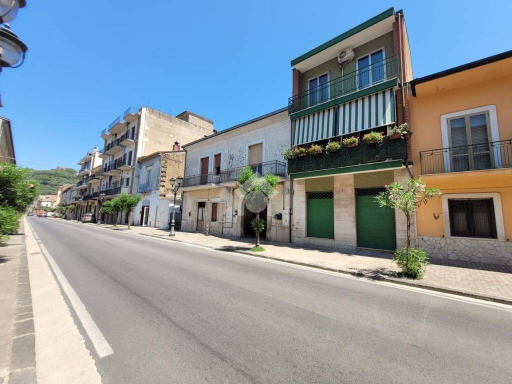 Appartamento a Airola in Corso Caudino, 95 - Foto 2