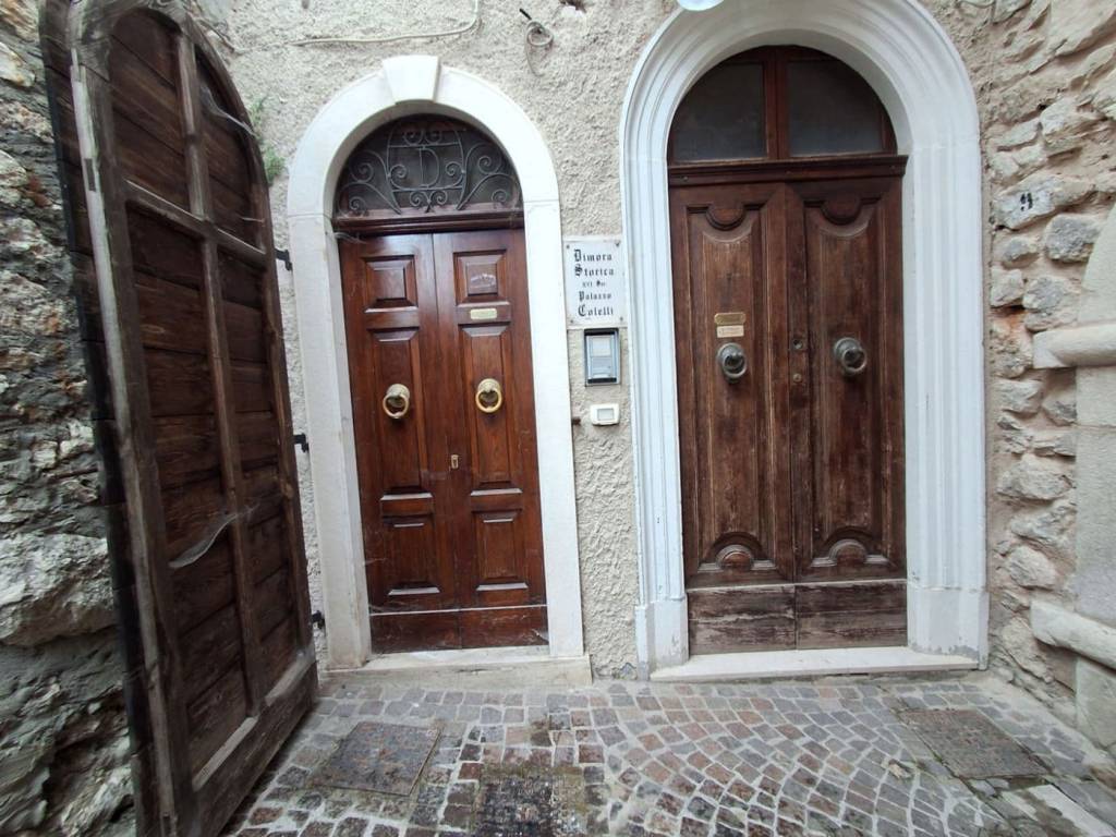 Appartamento a Castel del monte in Via Rione Orientale, snc - Foto 2