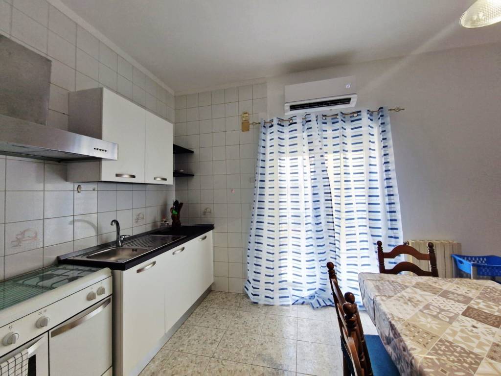 Appartamento a Milazzo in Via Enrico Cosenz, 108 - Foto 3