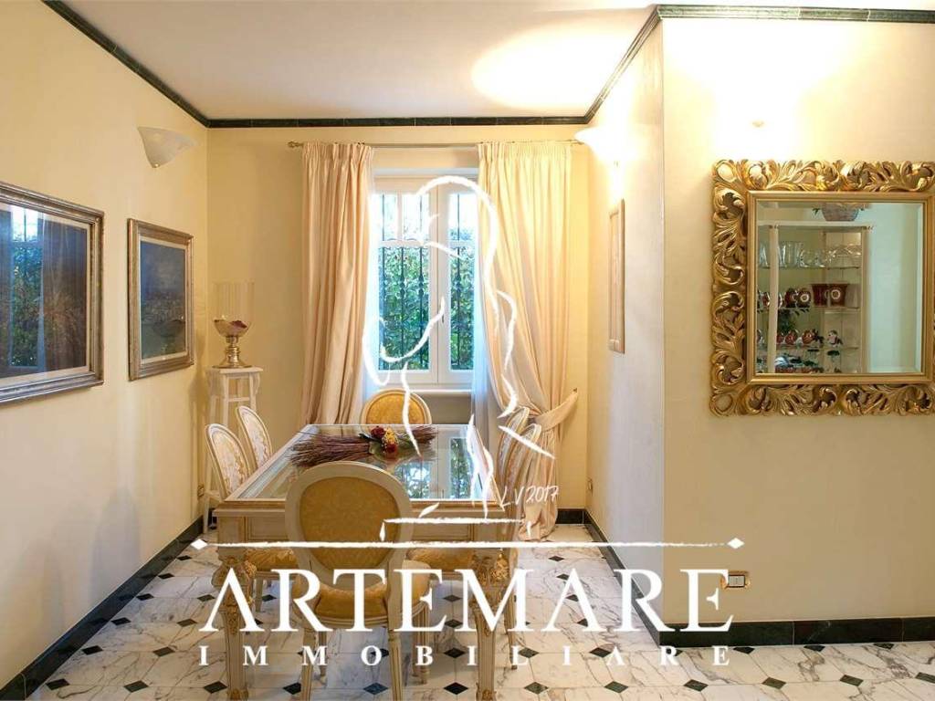 Appartamento a Pietrasanta in Via Alessandro Manzoni - Foto 2