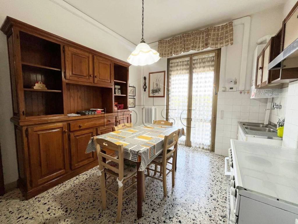 Appartamento a Arezzo in Via Lorenzetti - Foto 3