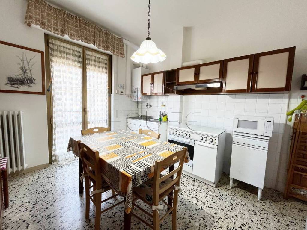 Appartamento a Arezzo in Via Lorenzetti - Foto 4