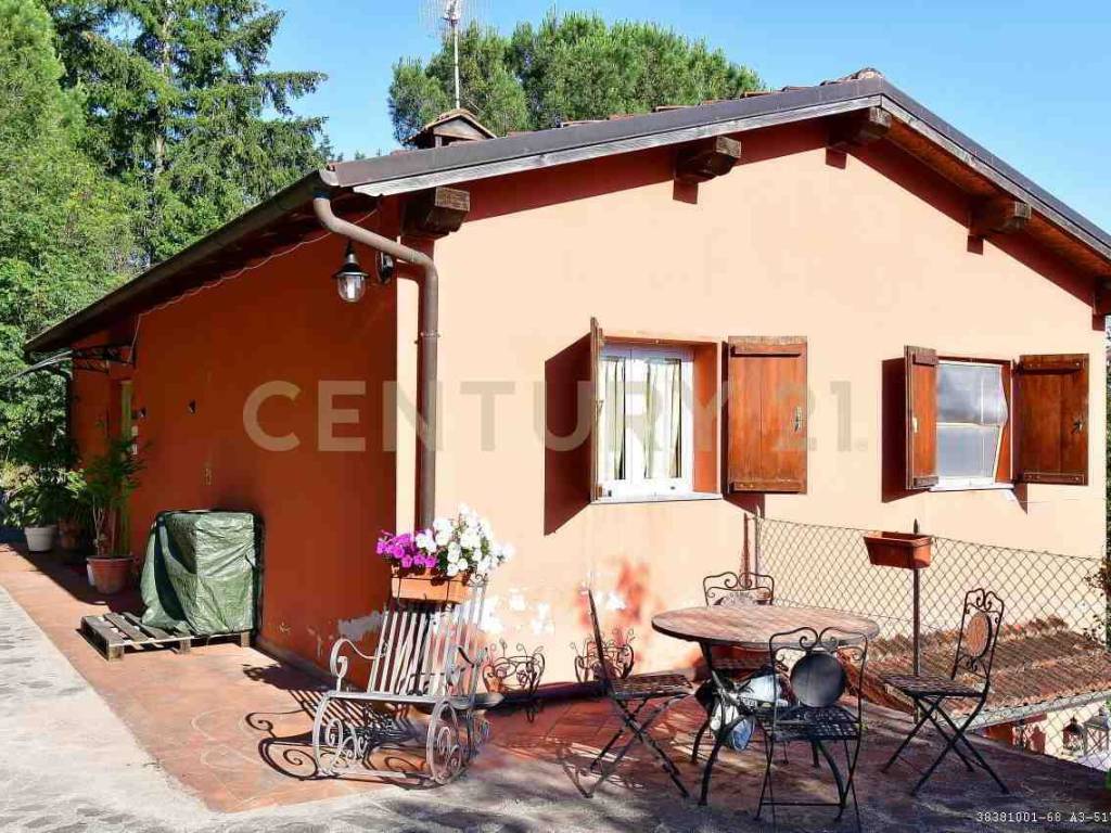 Villa a Coreglia antelminelli in Via di Gromignana, 80 - Foto 2