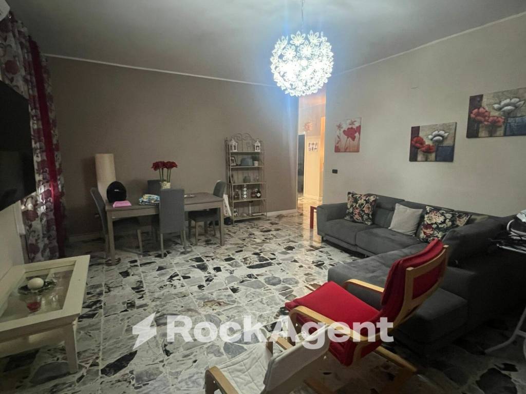 Appartamento a Catanzaro in Viale Vincenzo de Filippis, 24 - Foto 4