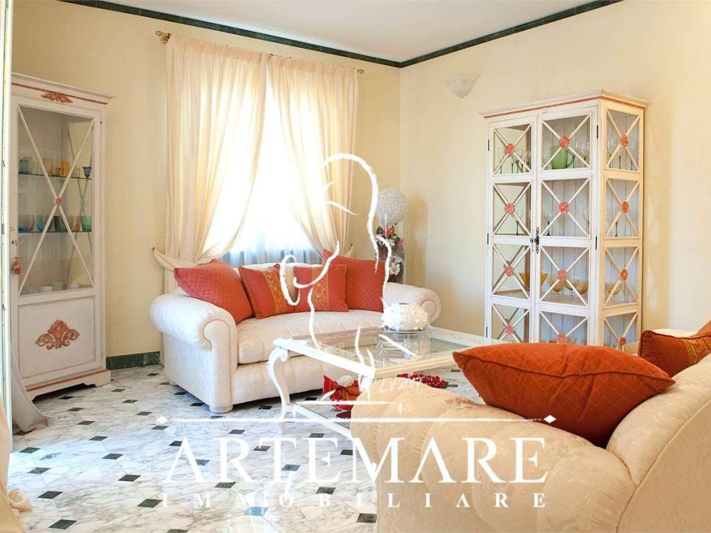 Appartamento a Pietrasanta in Via Cortona - Foto 2