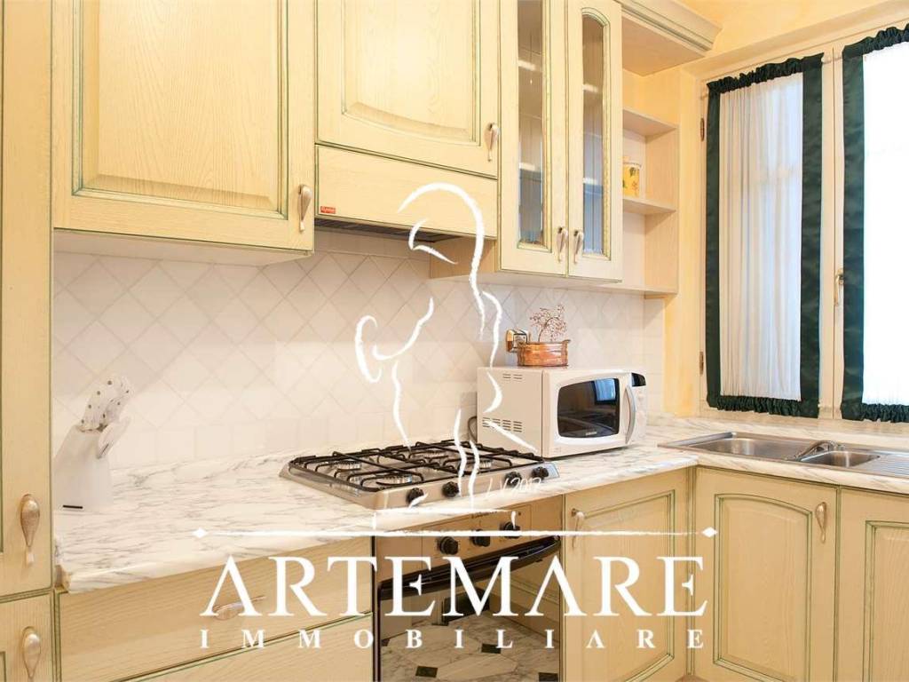 Appartamento a Pietrasanta in Via Cortona - Foto 4