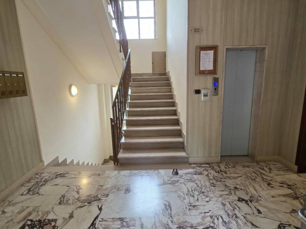 Appartamento a Catanzaro in Viale dei Normanni - Foto 4