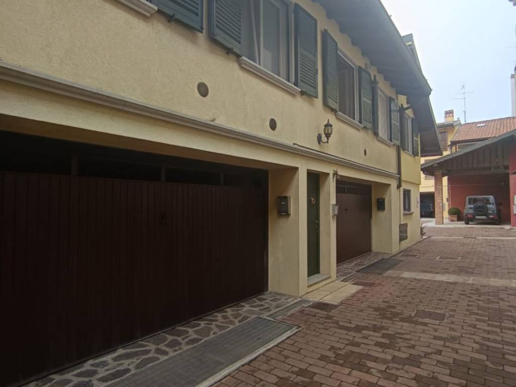 Casa indipendente a Cologno al serio in Via Vittorio Veneto, 24 - Foto 3