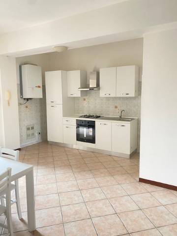 Appartamento a Novara in Via Vittorio Locchi, 1 - Foto 3