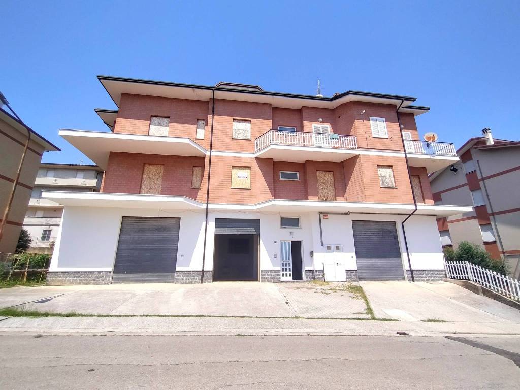 Appartamento a Monte urano in Via Ungheria, 8 - Foto 3