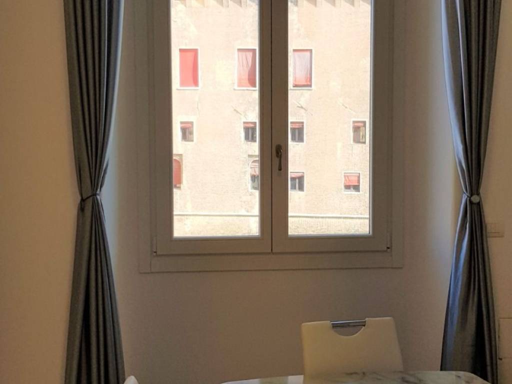 Appartamento a Ferrara in Largo Castello - Foto 3