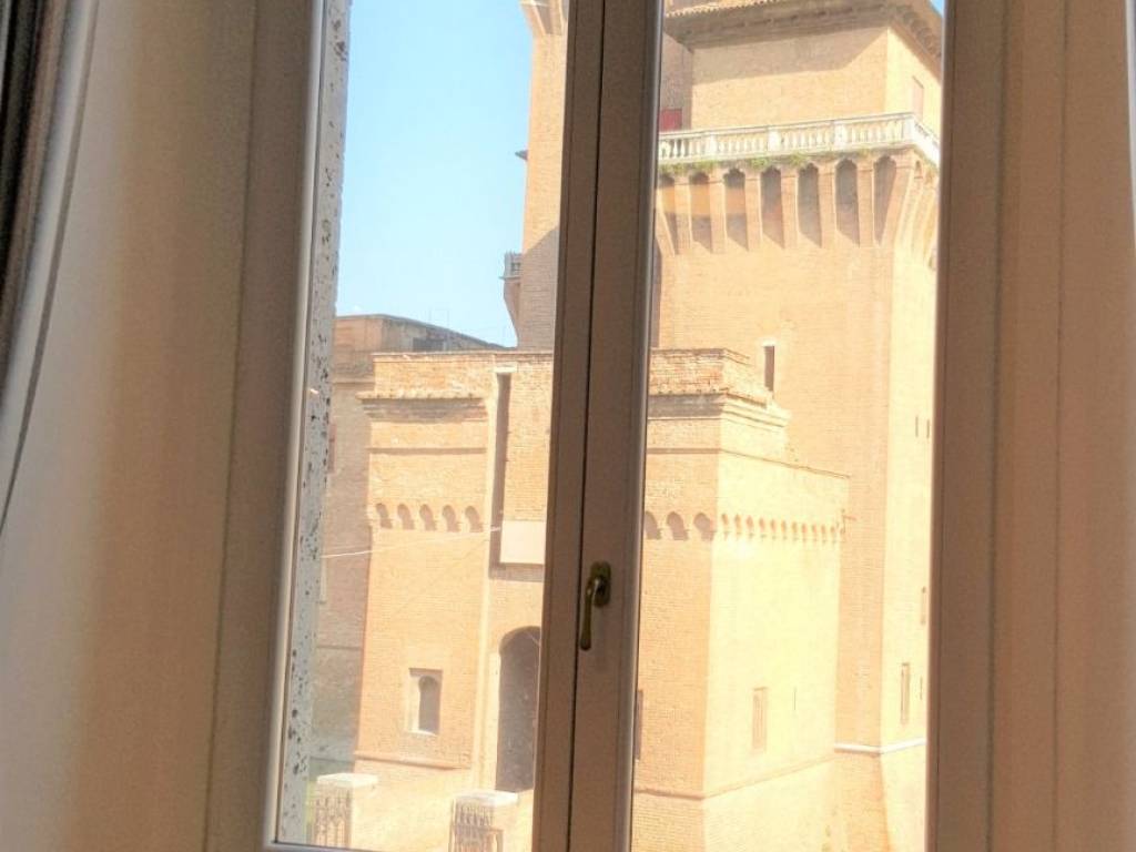 Appartamento a Ferrara in Largo Castello - Foto 4