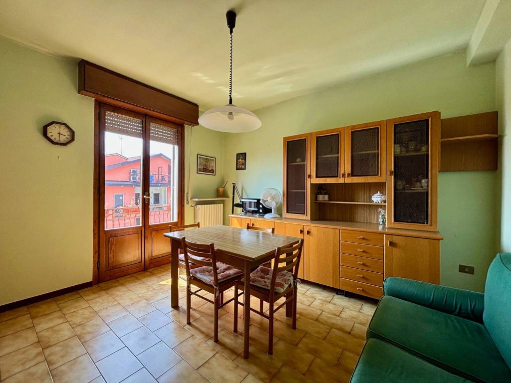 Appartamento a Orio litta in Via Giuseppe Mazzini, 74 - Foto 2