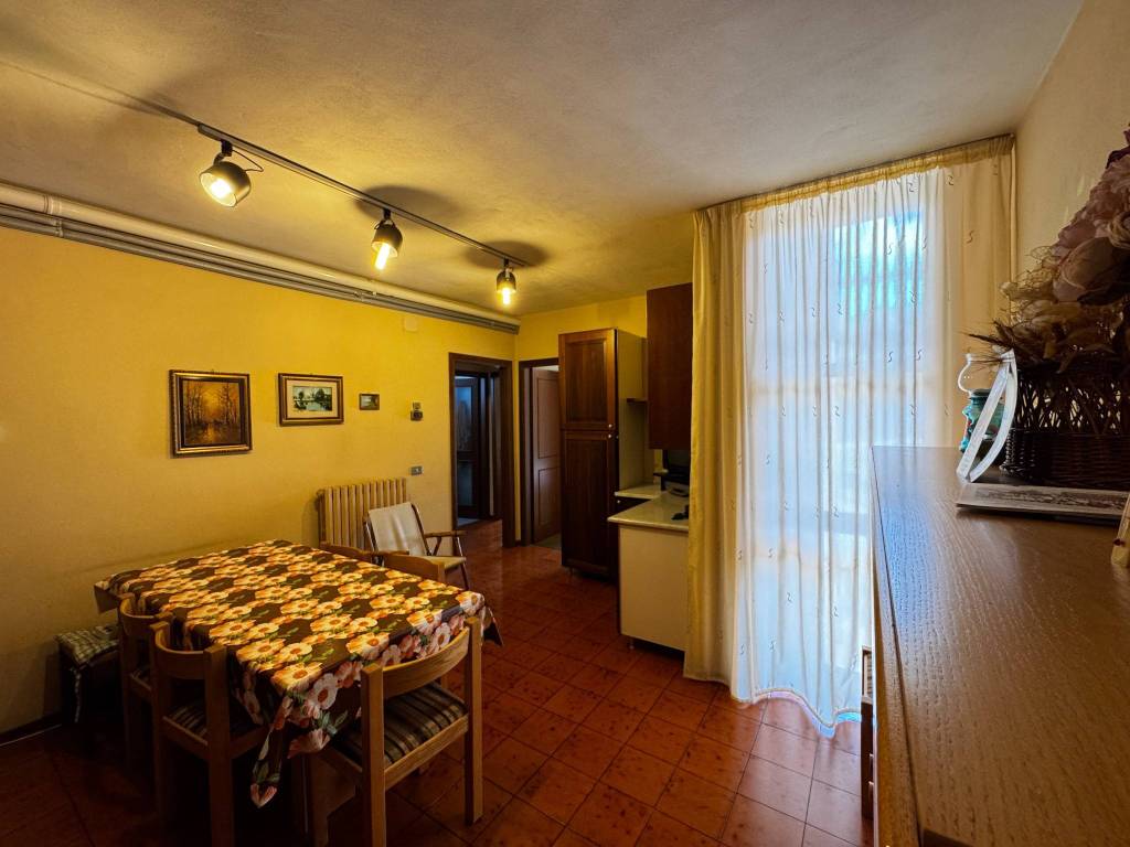 Appartamento a Villa minozzo in Piazza Giorgio Amendola, 3 - Foto 5