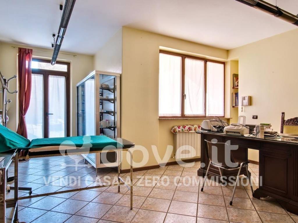 Appartamento a Casnigo in Piazza San Giovanni Battista, 13 - Foto 2