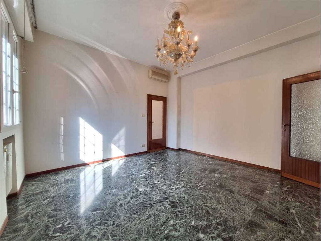 Appartamento a Modena in Via De Fogliani - Foto 5
