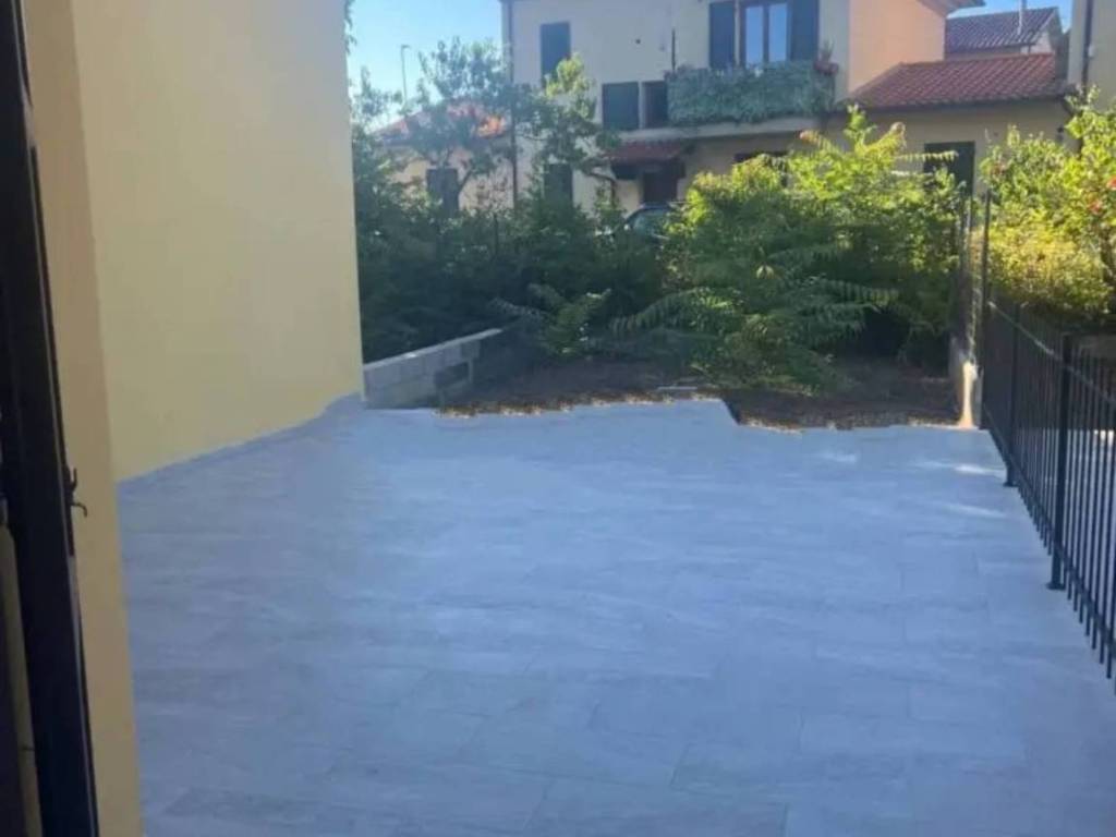 Villetta a schiera a Castiglion fiorentino in Via Umbro Casentinese - Foto 2