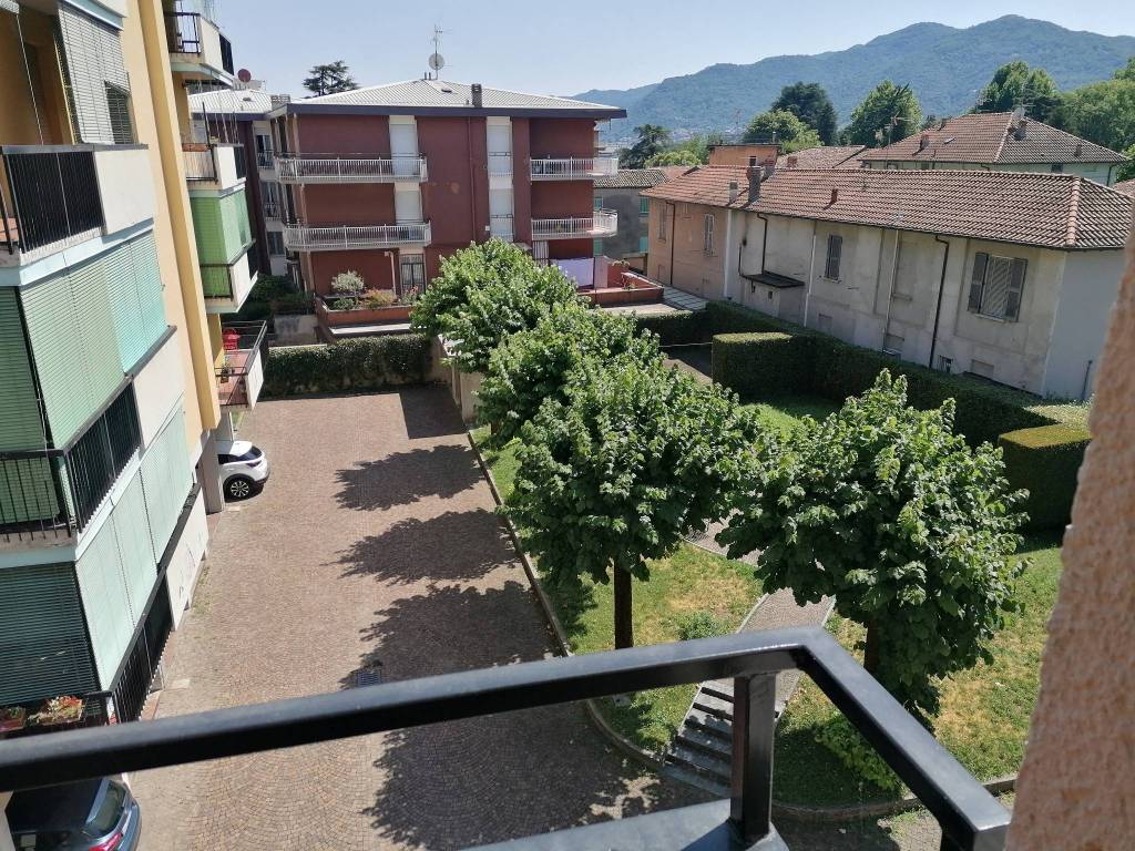Appartamento a Lecco in Via dell'Armonia, 18 - Foto 2
