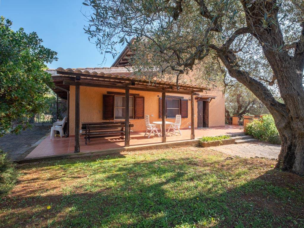 Villa a Orbetello in Via Primo Marcelli - Foto 4