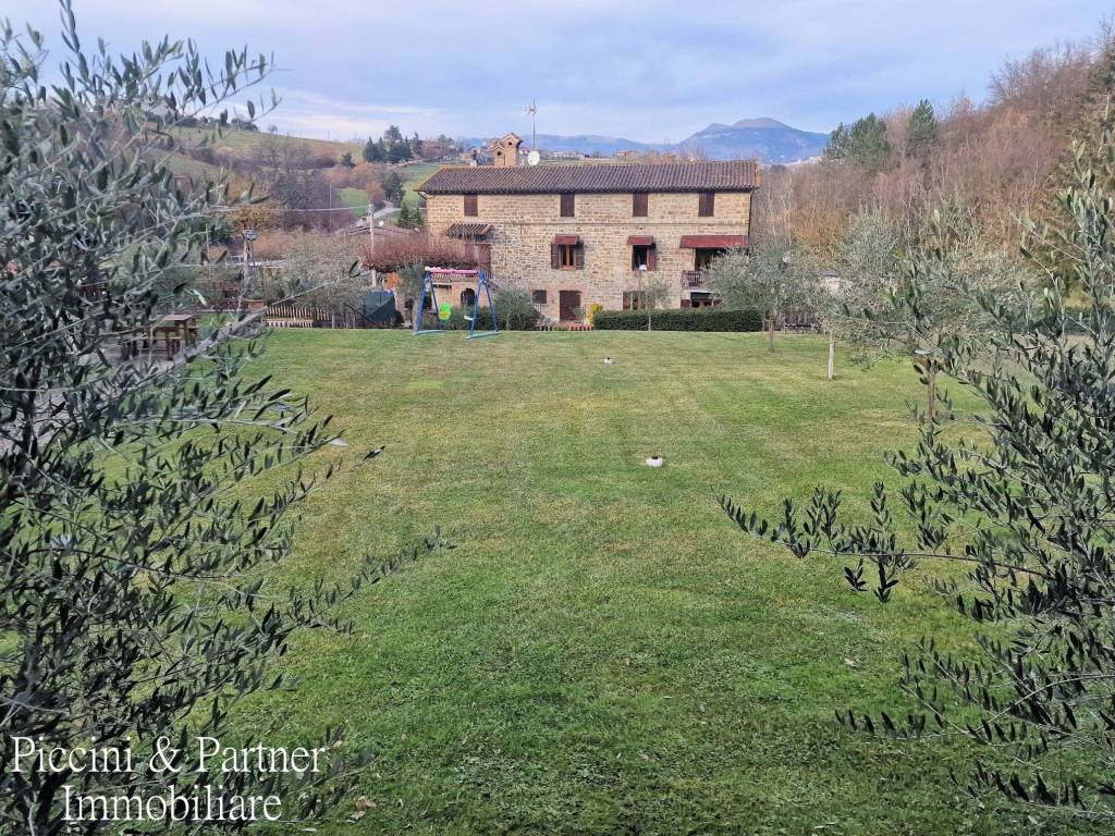 Rustico / casale a Gubbio in Località Colonnata - Foto 3