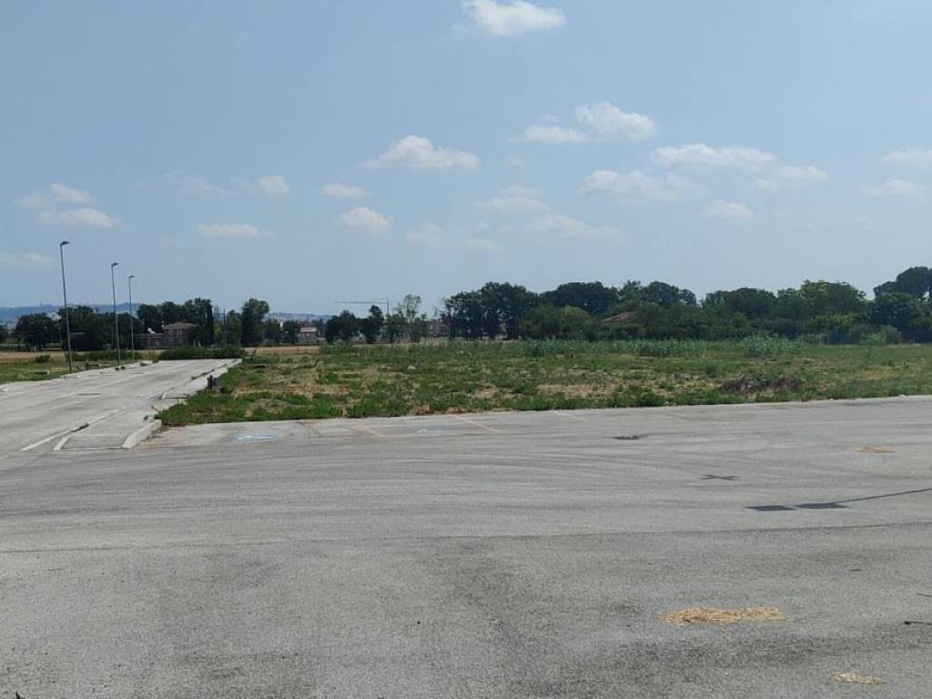 Terreno a Montecassiano in Viale dei Mori - Foto 2