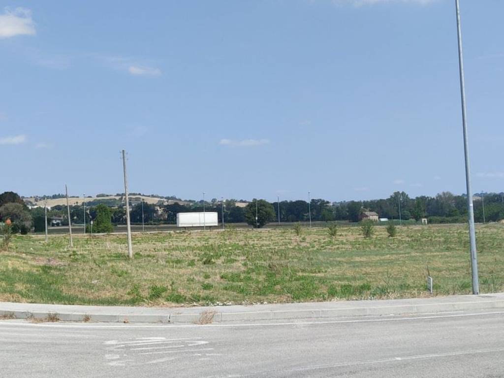 Terreno a Montecassiano in Viale dei Mori - Foto 3