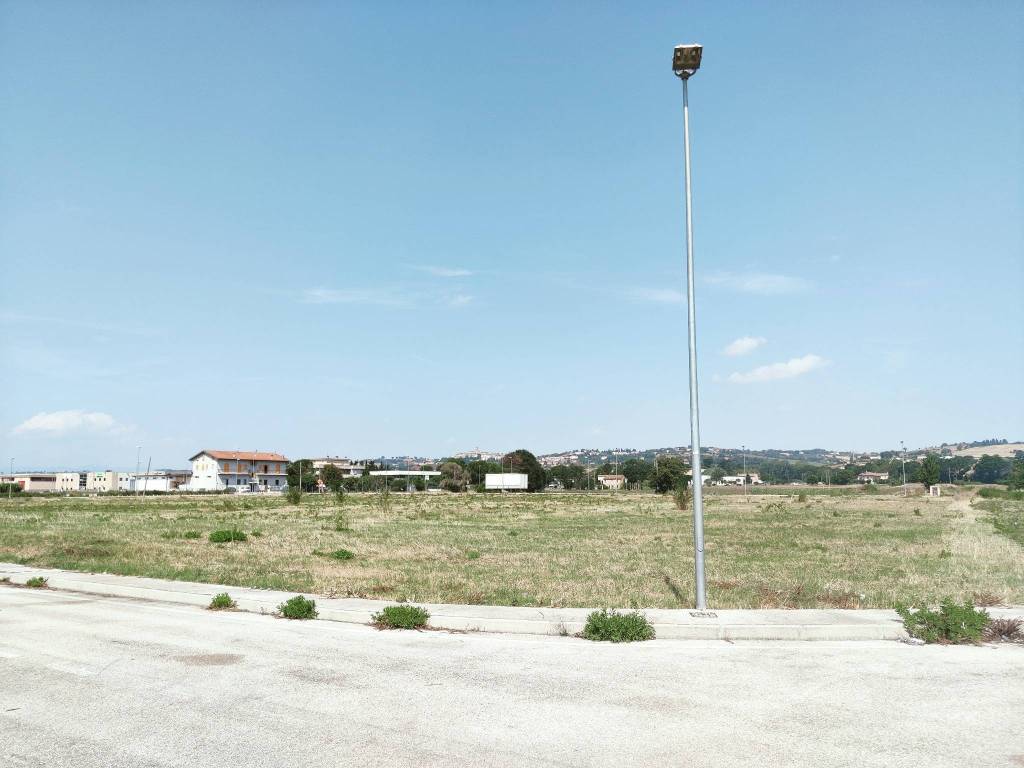 Terreno a Montecassiano in Viale dei Mori - Foto 5