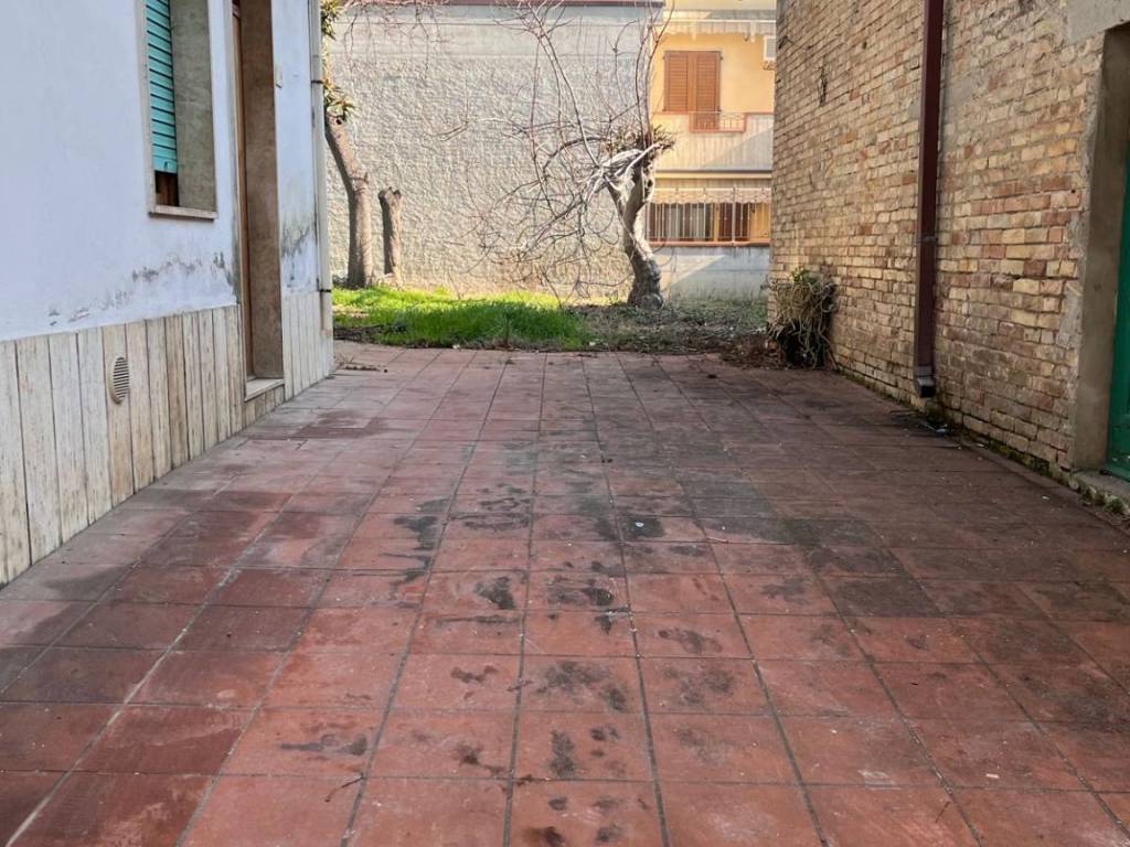 Villa a Castel di lama in Via Armando Diaz, 11 - Foto 2
