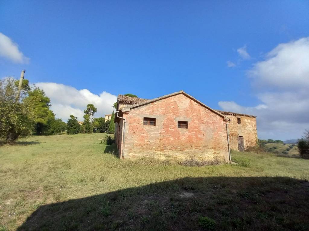 Rustico / casale a Osimo in Via Colle San Biagio, 41 - Foto 5
