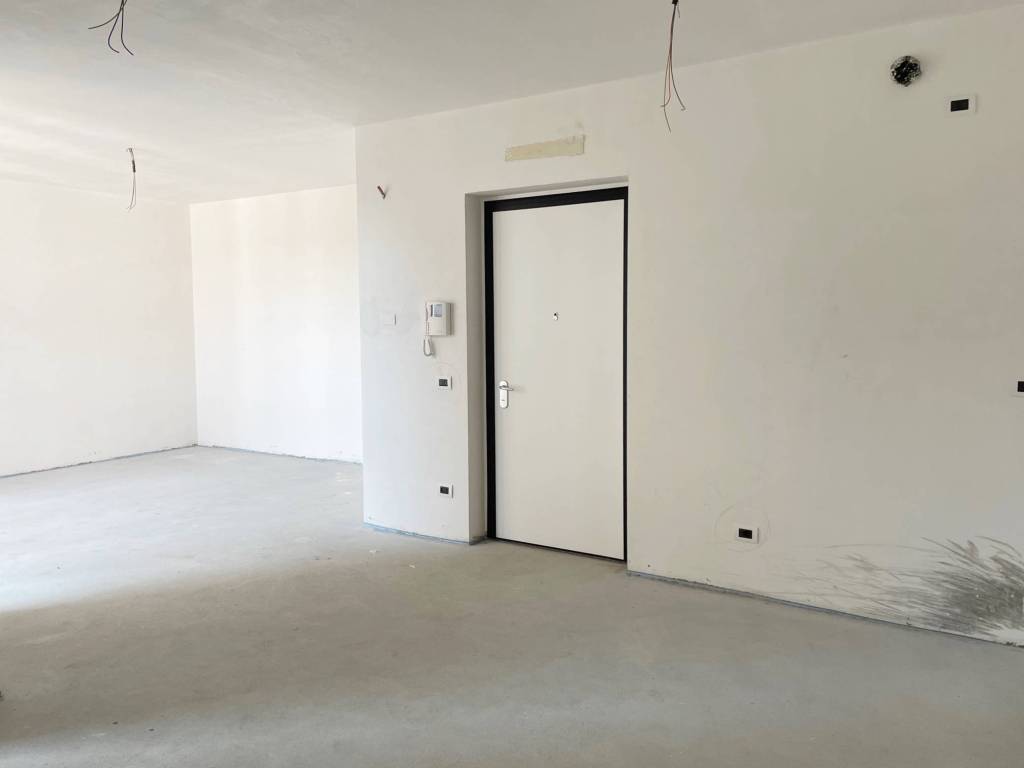 Appartamento a Casorate sempione in Via Edmondo De Amicis - Foto 5
