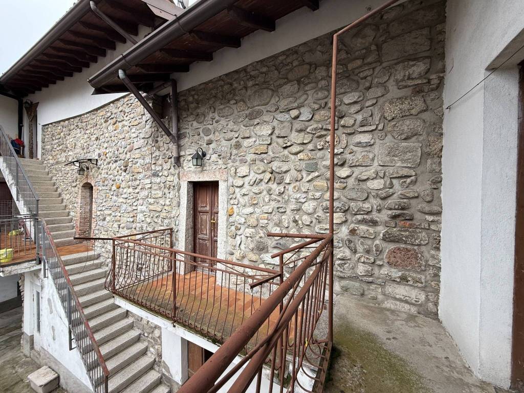 Casa indipendente a Luzzana in Via Chiesa - Foto 2